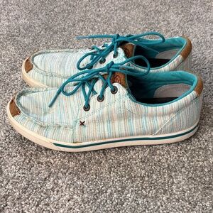 Like New Women’s Twisted X Hooey Loper Shoes